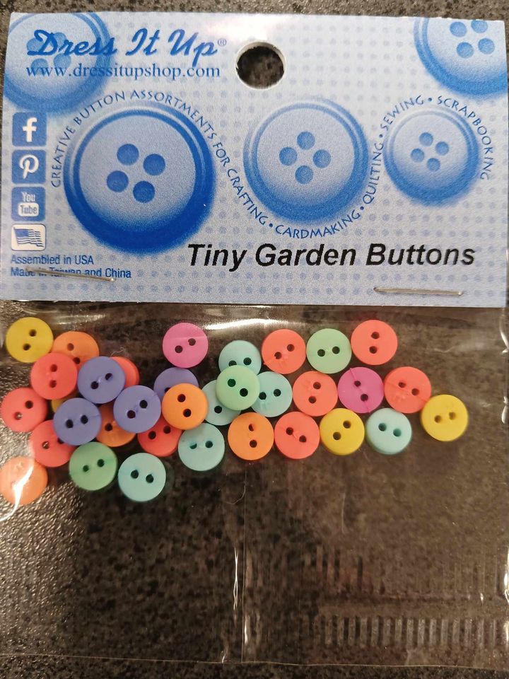 Dress It Up Tiny Garden Buttons Dress It Up Tiny Garden Buttons